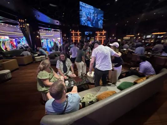 BurbSec|Las Vegas IRL Photo 12