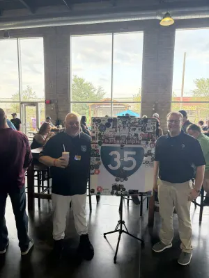 BurbSec|Minneapolis IRL Photo 3