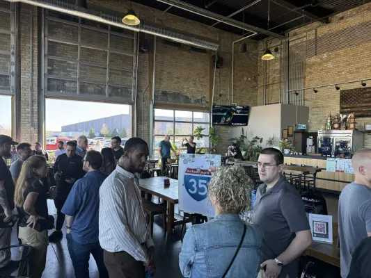 BurbSec|Minneapolis IRL Photo 37