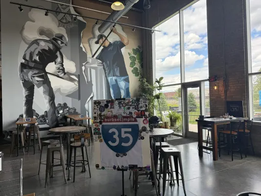 BurbSec|Minneapolis IRL Photo 65