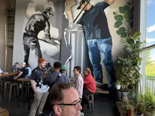 BurbSec|Minneapolis IRL Photo 68