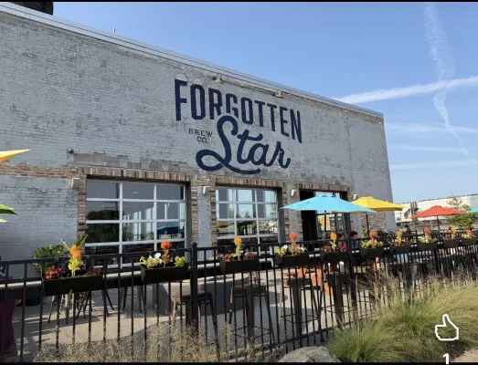 BurbSec|Minneapolis IRL Photo 88