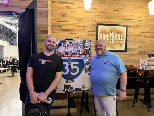 BurbSec|Minneapolis IRL Photo 102