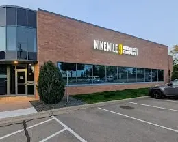 BurbSec|Minneapolis IRL Photo 106